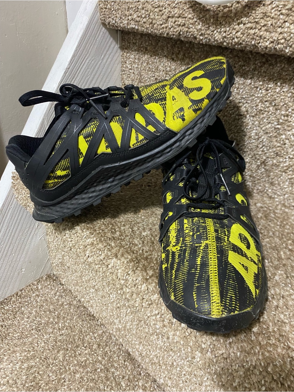 Mens Adidas Vigor Bounce 'Solar Yellow' Athletic Trail Running Shoes- No Insoles